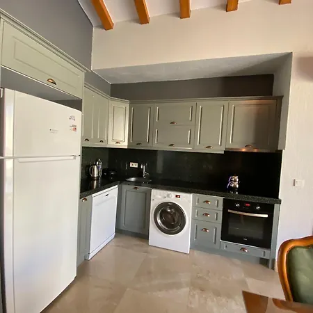 Tlos Royal 3+1 Villa, Oezel Havuzlu, 别墅 *