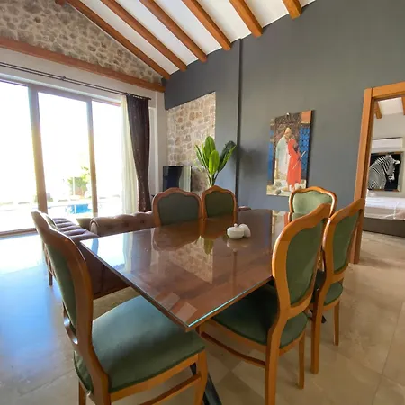 Willa Tlos Royal 3+1 Villa, Oezel Havuzlu, Fethiye