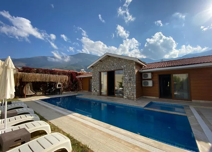 Βίλα Tlos Royal 3+1 Villa, Oezel Havuzlu,